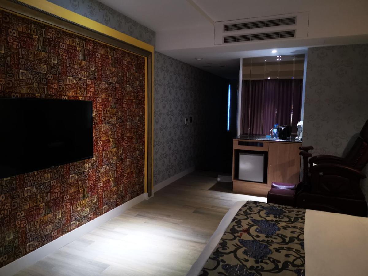 Love Story Motel Taipei Luaran gambar