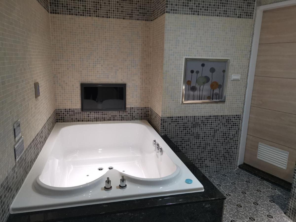 Love Story Motel Taipei Luaran gambar